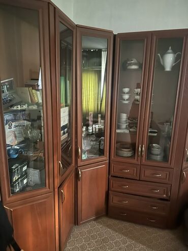 станок для производства макарон: Сухая домашняя лапша, аккуратно нарезанная тонкими полосками. Идеально