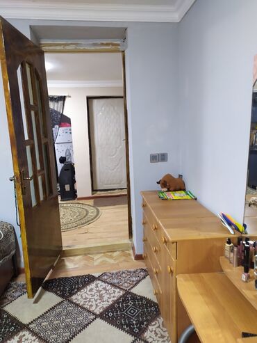 Продажа домов: Ev satilir qala ramani esyayla.24000 esyasiz 230000 sened belediye