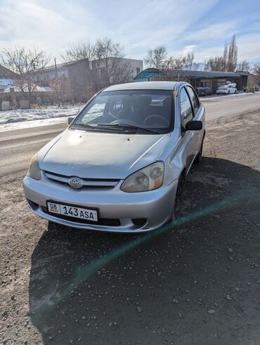 Toyota: Toyota Vitz / Platz / Yaris / Echo: 2003 г., 1.5 л, Автомат, Бензин, Седан