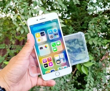 apple iphone 5g: IPhone 8 Plus, Б/у, 256 ГБ, Золотой, Наушники, Зарядное устройство, Защитное стекло, 100 %