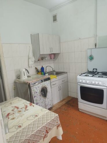 Uzunmüddətli kirayə mənzillər: 3 otaqlı mənzil – geniş dəhlizli, ayrı mətbəxli plan - Giriş: işıqlı — 9