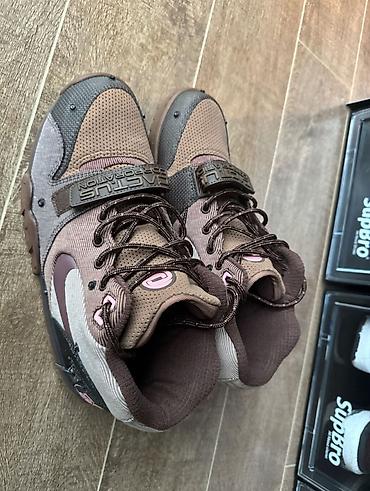 крассовка: Мужские кроссовки, 43, Nike, Новый, цвет - Коричневый — 2