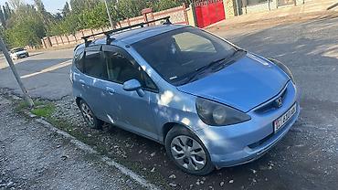 толка алмашам: Honda Fit: 2002 г., 1.5 л, Вариатор, Бензин, Хэтчбэк — 7