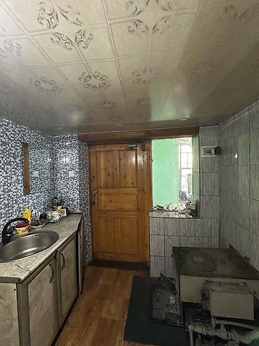 Продажа коттеджей и домов: 🏡 Продаётся уютный дом частично с мебелью! Дом расположен на участке — 3
