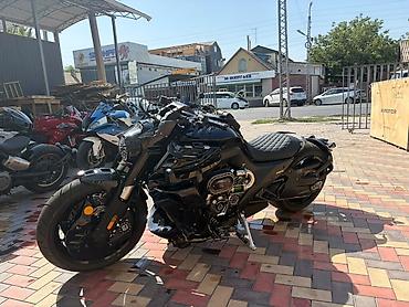 black vision: BENDA LFC 700 pro Футуристический круизер-кастом в чёрном глянце/мате — 6