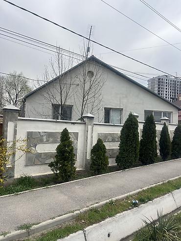 Продажа коттеджей и домов: Продается просторный дом с полностью обустроенными жилыми помещениями — 16