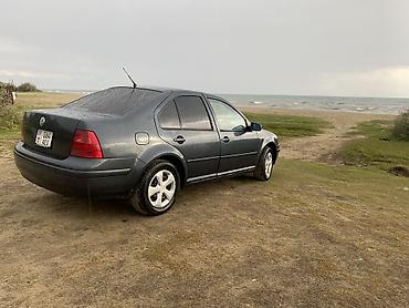 volk: Volkswagen Bora: 2002 г., Седан — 3