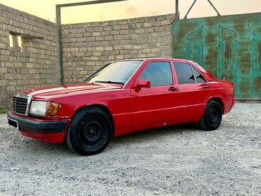 mersedes 1 8: Mercedes-Benz 190: 2 l | 1992 il Sedan