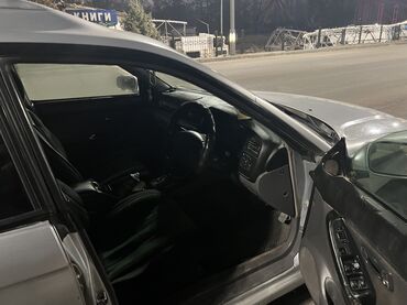 Subaru: Subaru Legacy: 2002 г., 2 л, Автомат, Бензин — 9