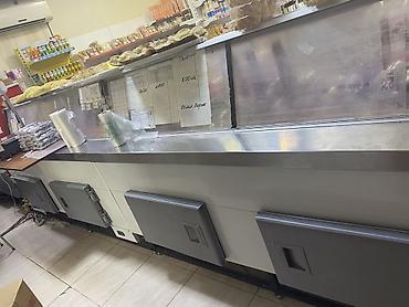 Торговля: Оборудование для продуктового магазина/гастронома. В комплекте: - — 4