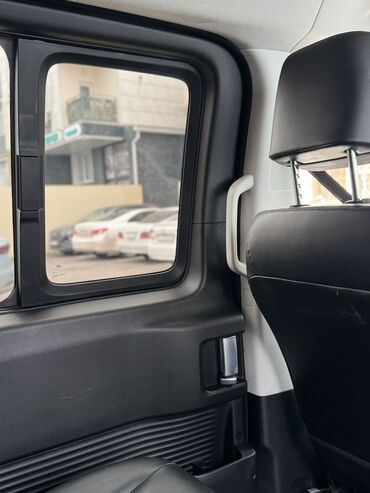 Hyundai: Hyundai Staria: 2022 г., 2.2 л, Автомат, Дизель, Минивэн — 12