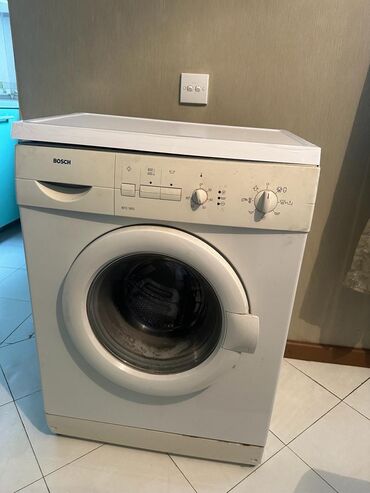 куплю нерабочую стиральную машину: Стиральная машина Bosch, Б/у, Автомат, До 7 кг, Полноразмерная