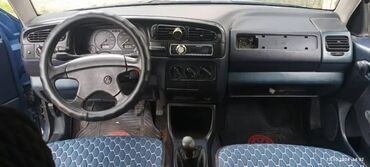 Volkswagen: Volkswagen Vento: 1992 г., 1.8 л, Механика, Бензин