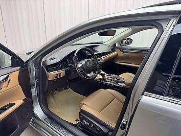 Lexus ES: 2017 г., 2.5 л, Гибрид, Седан — 10
