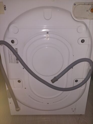 стиральные машина продаю: Кир жуучу машина Indesit, Колдонулган, Автомат, 6 кг чейин, Толук өлчөм