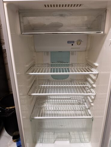 Soyuducular: İşlənmiş 2 qapılı Toshiba Soyuducu Satılır, rəng - Gümüşü — 10