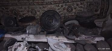 Другие автозапчасти: Продаю различные запчасти на 2140 Азлк на запчасти крыло капот и.т.д — 8