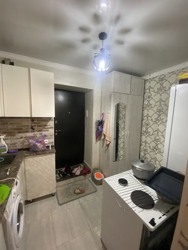 квартиры в районе пишпек: 1 бөлмө, 18 кв. м, 5 кабат