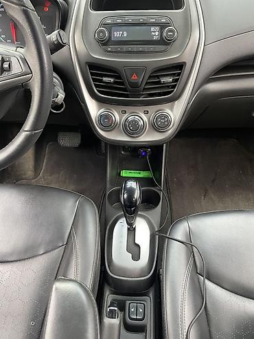 sp 4: Chevrolet Spark: 2016 г., 1 л, Вариатор, Бензин, Хэтчбэк — 7