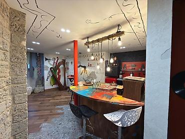 kirayə az: Satılır 3 otaqlı köhnə tikili 300 m², İçəri Şəhər m. Kateqoriya Köhnə — 4