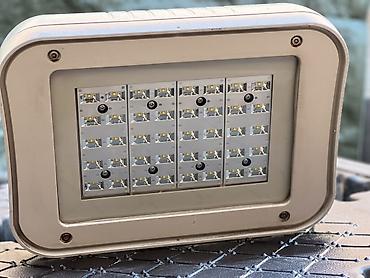 led светильник: Промышленный светодиодный прожектор - Мощная светодиодная матрица: 4 — 2