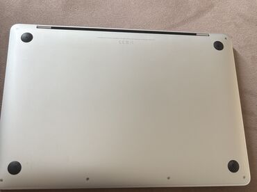Samsung: Apple MacBook, 13.5 ", Apple M2, 512 GB
