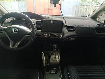 Транспорт: Honda Civic: 2006 г., 1.8 л, Автомат, Бензин, Седан — 5