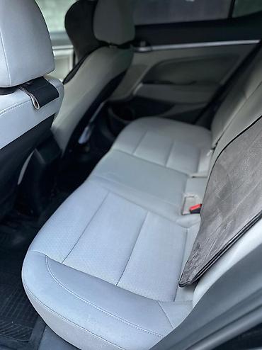 Hyundai: Hyundai Elantra: 2018 г., 2 л, Автомат, Бензин, Седан — 7