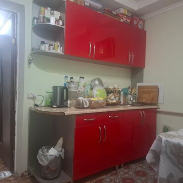 варианты расположения кухонной мебели: Кухонный гарнитур, Б/у, цвет - Красный, Самовывоз