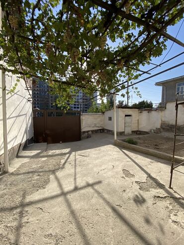 Продажа домов: Дом, 200 м², 5 комнат, Агентство недвижимости, Косметический ремонт — 4