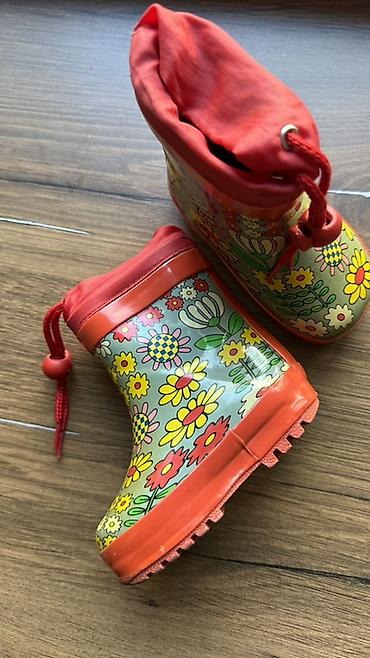 Детская обувь: Детская обувь, две пары. 1) Кроссовки/полуботинки Small Foot (Made in — 8