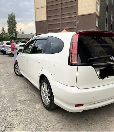 капот стрим: Honda Stream: 2006 г., Автомат, Бензин, Универсал — 5