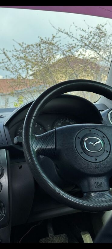 Mazda: Mazda 323: 1.5 л, Автомат, Бензин, Купе