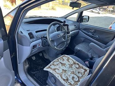 byd sealion 07 2026: Toyota Previa: 2003 г., 2 л, Механика, Дизель, Минивэн — 3