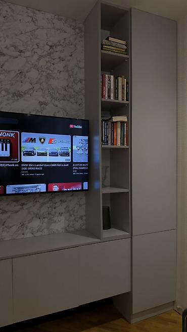 Ev və bağ: İşlənmiş, Düz TV altlığı, Polkalı, Laminat — 4