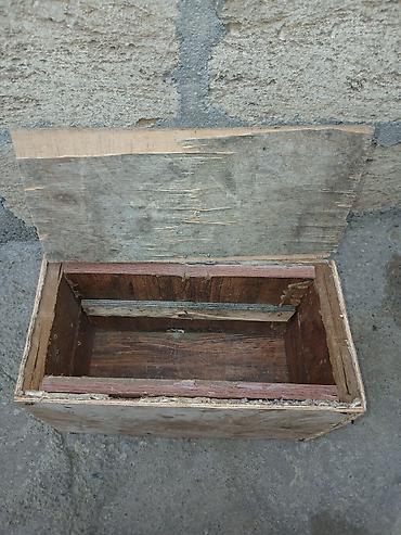 guzgulu mebel dəsti: Taxta sandıq/yeşik - Material: kontrplak və taxta lövhələr - Quruluş — 3
