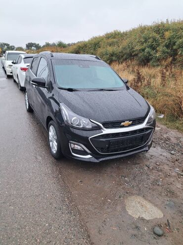 сиденья сетра: Chevrolet Spark: 2018 г., 1 л, Автомат, Бензин, Хэтчбэк