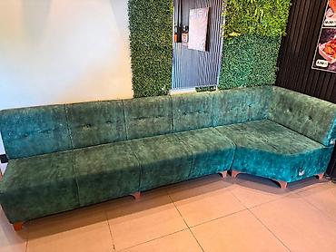 Restoran mebeli: Yaxşı vəziyətdə olan 3 ədəd divan satılır 2 ədəd hər biri 250 manatdan — 3