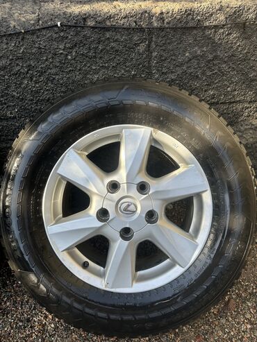 Колеса в сборе: Колеса в сборе 285 / 60 / R 18, Зимняя шипованная, Б/у, Комплект, Внедорожные (АТ/МТ), Литые, отверстий - 5 — 5