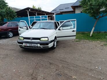 продаю с доплатой мне: Volkswagen Golf: 1993 г., 1.8 л, Механика, Бензин, Хэтчбэк