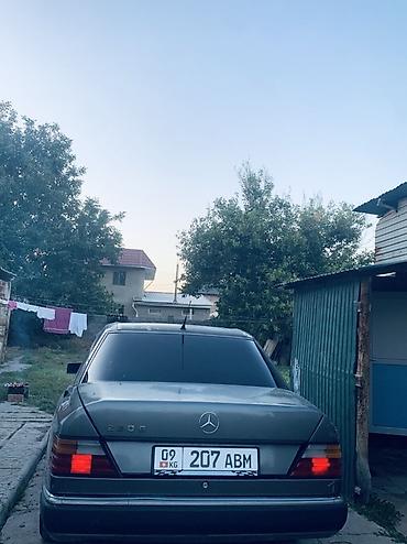 молдинг w220: Mercedes-Benz W124: 1991 г., 2.3 л, Механика, Бензин, Седан — 5