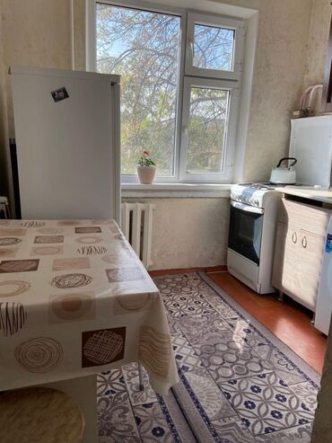 Продажа квартир: 1 комната, 37 м², 104 серия, 4 этаж, Косметический ремонт