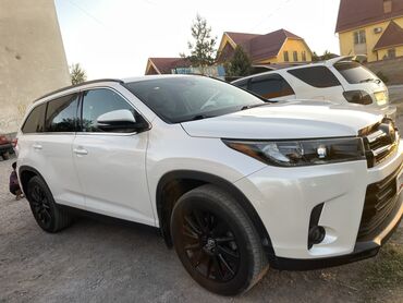 Toyota: Toyota Highlander: 2019 г., 3.5 л, Автомат, Бензин, Внедорожник — 5