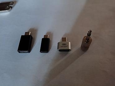 USB-C adapterlər və audio konvertor seti ÜNVAN: Elmlər Akad. saat