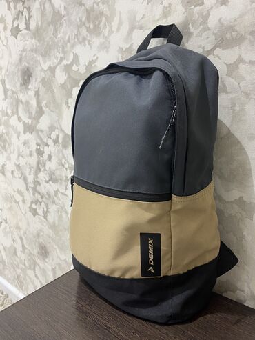рюкзак чёрный цвет: Продаю рюкзак Demix original