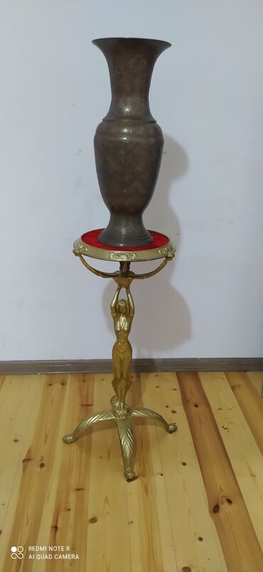 механические часы в баку: Vaza latun podstavka dur alminum dest 400 AZN tam saqlamdilar