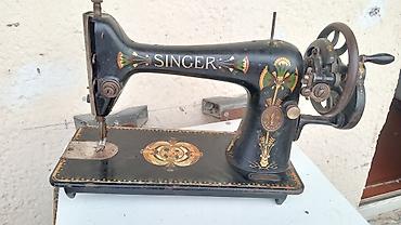 tote bag: Singer markalı klassik mexaniki tikiş maşını. Korpus üzərində orijinal — 1