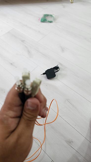 Kabellər və adapterlər: Hdmi,usb printer,sfp,lan kabel,jacklar,perexadnik 2 ədəd 2 metr server — 12