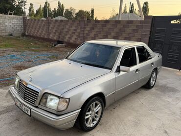 крылья на прицеп грузовой: Mercedes-Benz E-Class: 1994 г., 2.8 л, Автомат, Бензин, Седан