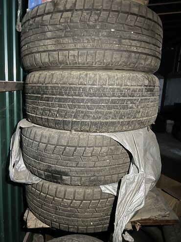 Шины: Шины 235 / 50 / R 18, Зима, Б/у, Комплект, Легковые, Япония, Bridgestone